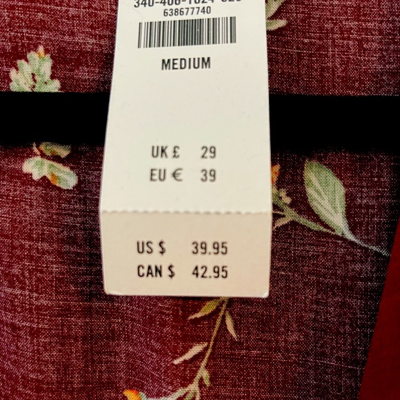 Hollister top NWT - Picture 1 of 2